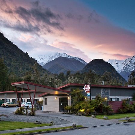 58 On Cron Motel Franz Josef Luaran gambar