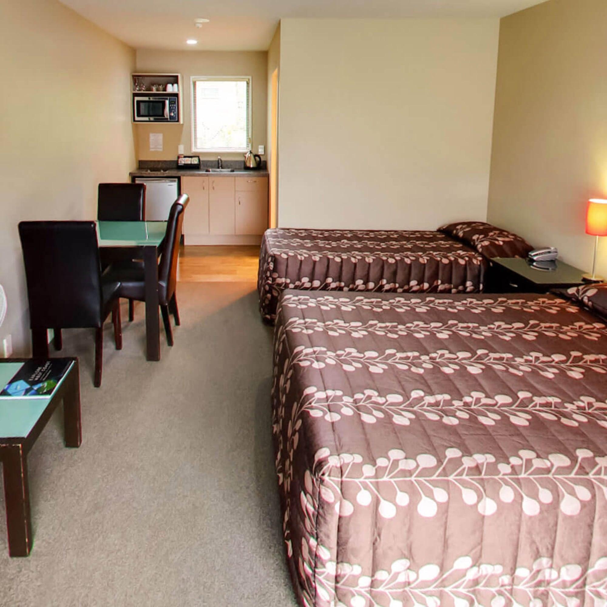 58 On Cron Motel Franz Josef Luaran gambar